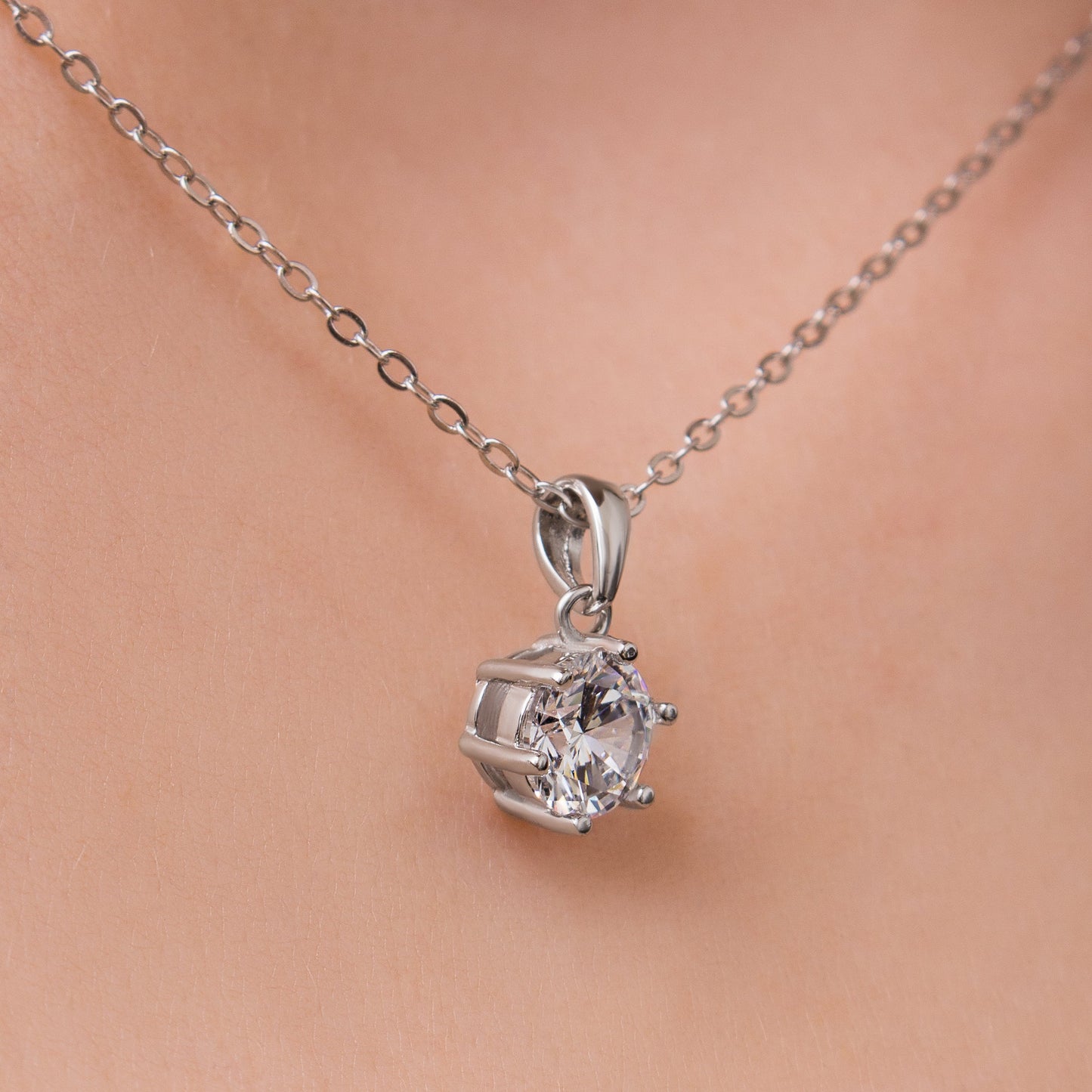Étoile Point of Light Necklace